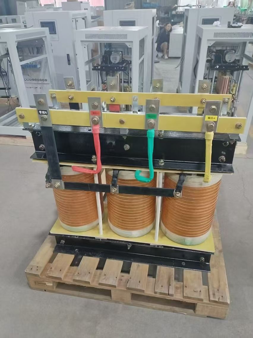 三相干式变压器